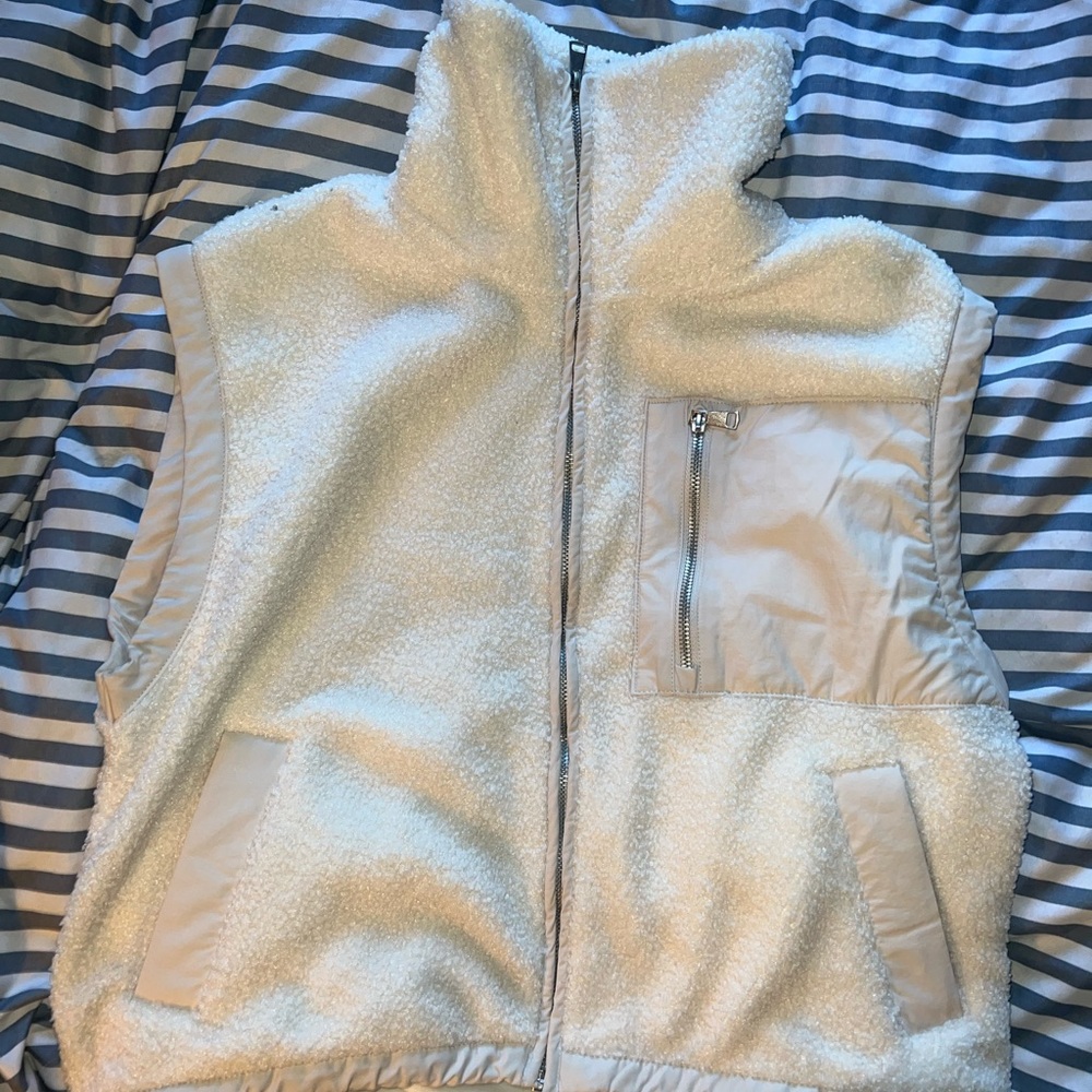 Abercrombie Sherpa vest